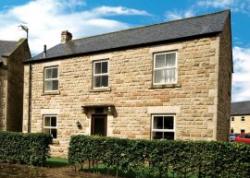 Haddon Cottage at Darwin Lake, Matlock, Derbyshire