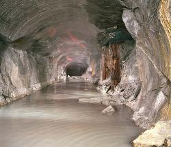 Channel Tunnel Links Britain and France